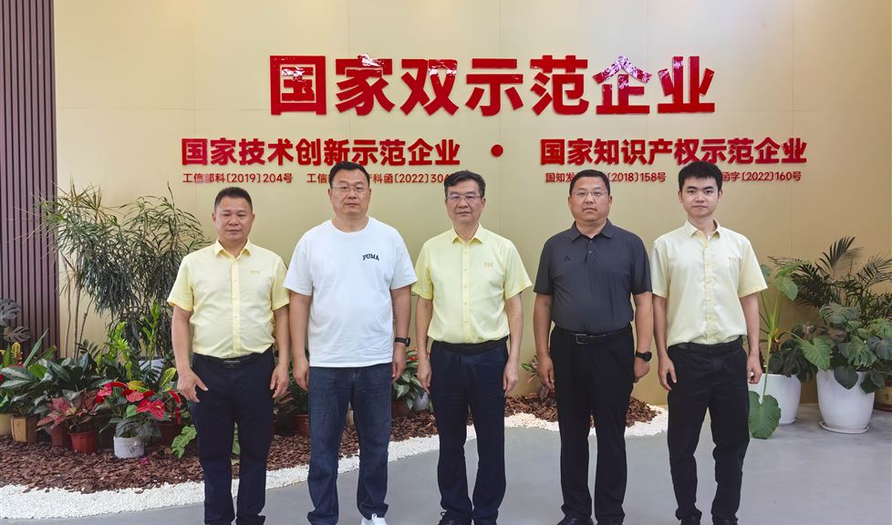 西牛皮科技园迎来临沂市河东区农高区管委会领导一行